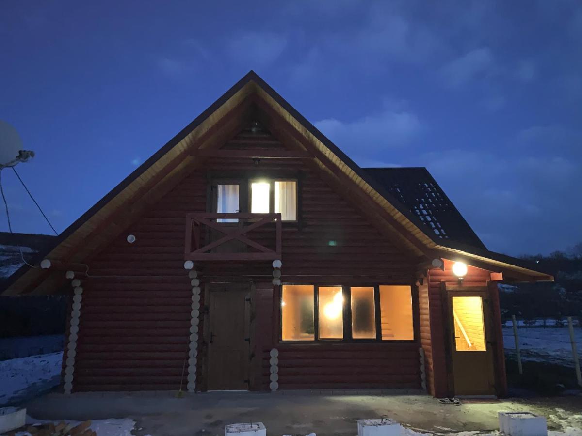 Долина Motel Chornyvody Exterior photo